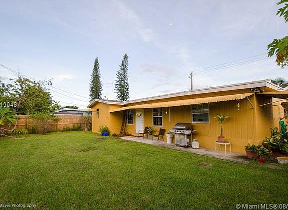 2nd image of 8591 NW 25th Ct