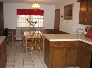 414 E Archer Rd, Baytown, TX 77521