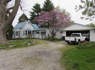 110 N 5th St, Ridge Farm, IL 61870