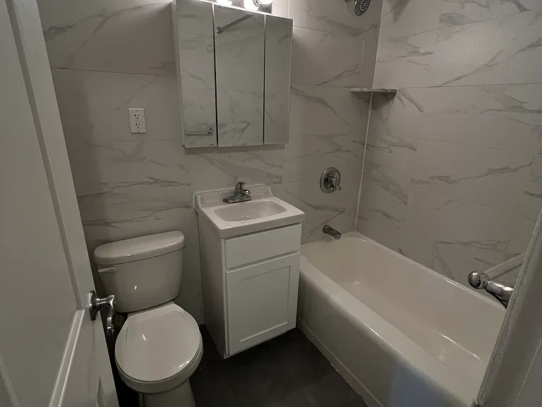 143-40 41st Ave #3C — Photo 2