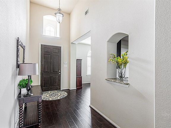 4th image of 29031 Crested Butte Dr