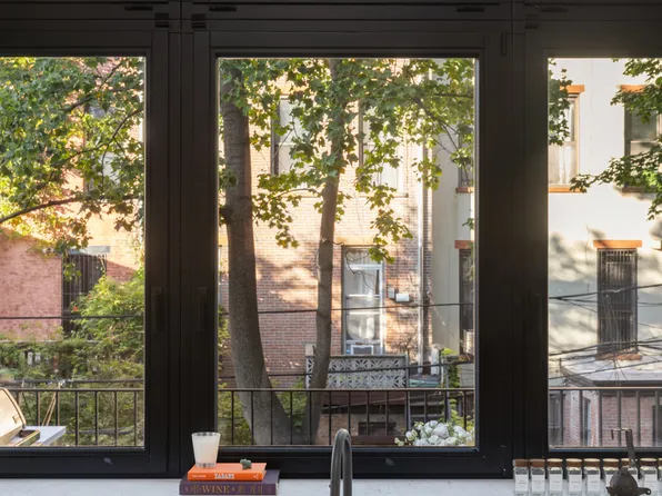 839 President Street image 8 of 53