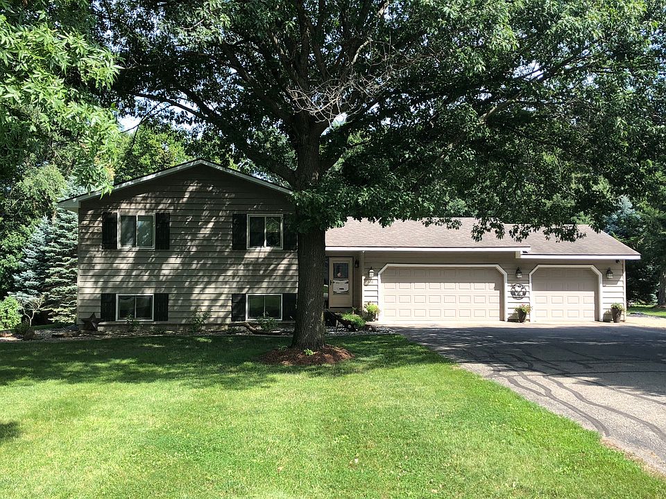 1st image of 226 Mapleridge Dr