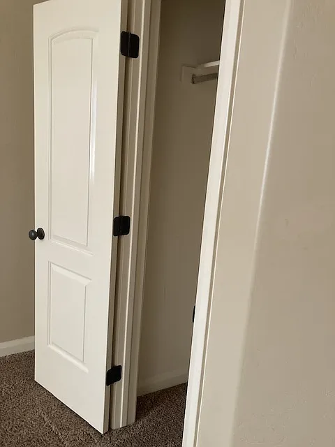 1 bed, 2.5 bath, 1365 sqft, $650 — Photo 1