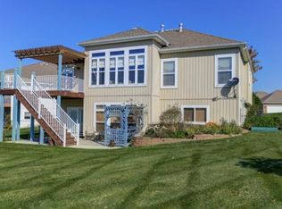 917 Soldier Ct, Lees Summit, MO 64081