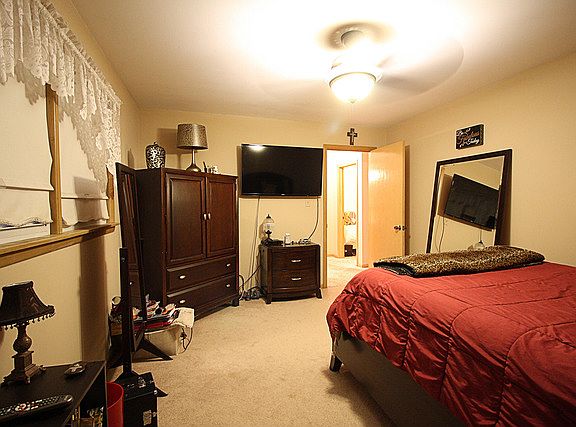 5th image of 8912 S 55th Ave