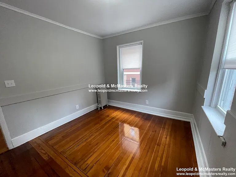 South Huntington Apartments — Photo 5