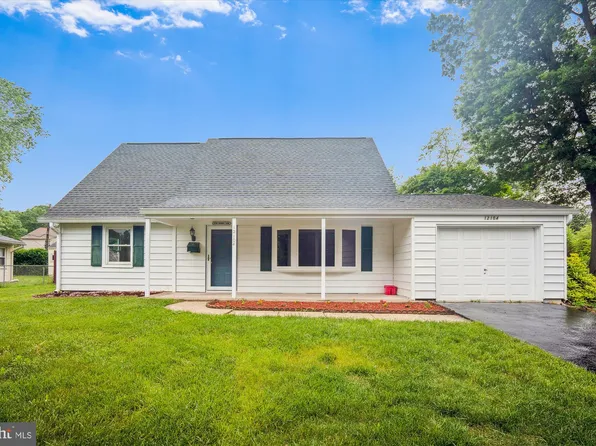 12104 Mackell Ln, Bowie, MD 20715