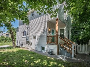 107 NE Fremont St, Portland, OR 97212