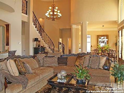3rd image of 14 Stone Hill Ct