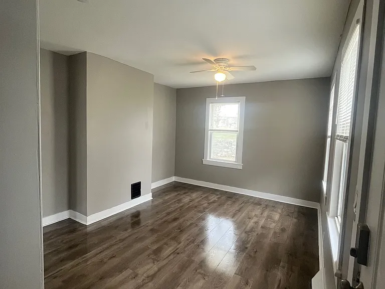 5 Walkers Ct — Photo 9