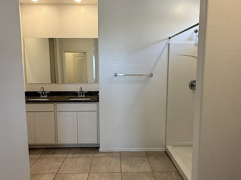 1137 W Chimes Tower Dr — Photo 49
