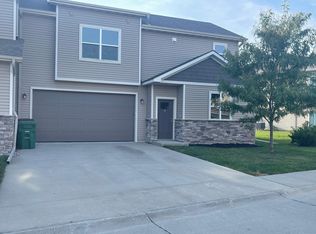 4410 NE Crestmoor Ln, Ankeny, IA 50021