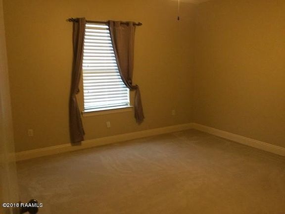5th image of 106 Cricklade Ct