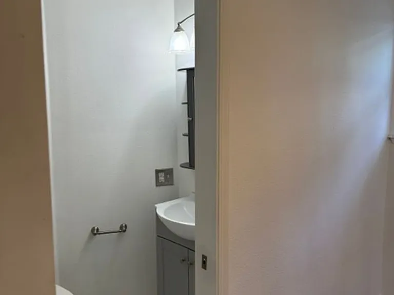 819 Taylor St #1 — Photo 7