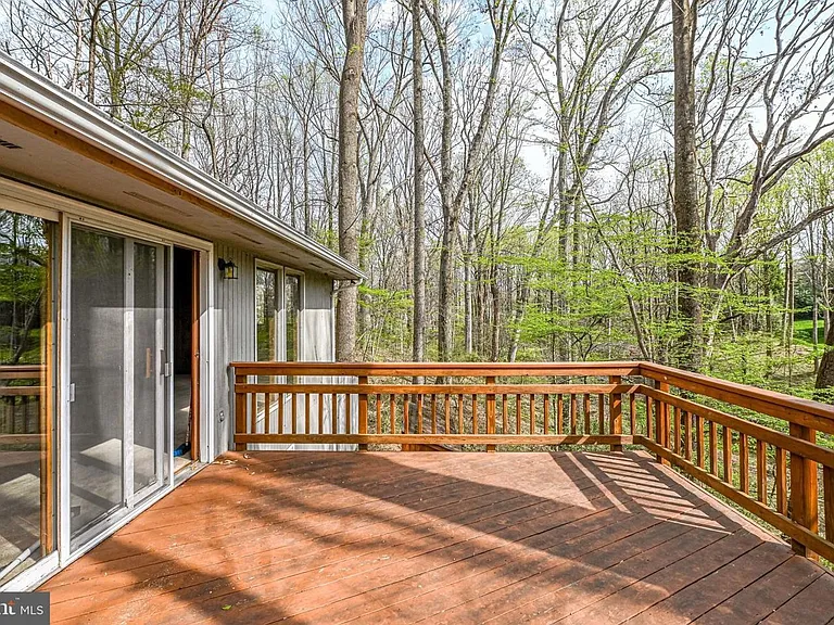 1328 Potomac School Rd — Photo 11