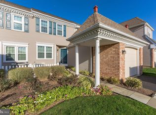 910 Samantha Cir, Chester Springs, PA 19425