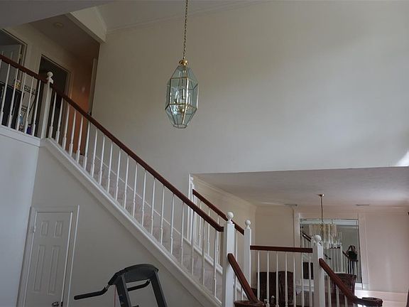 4th image of 11011 Tulip Garden Ct