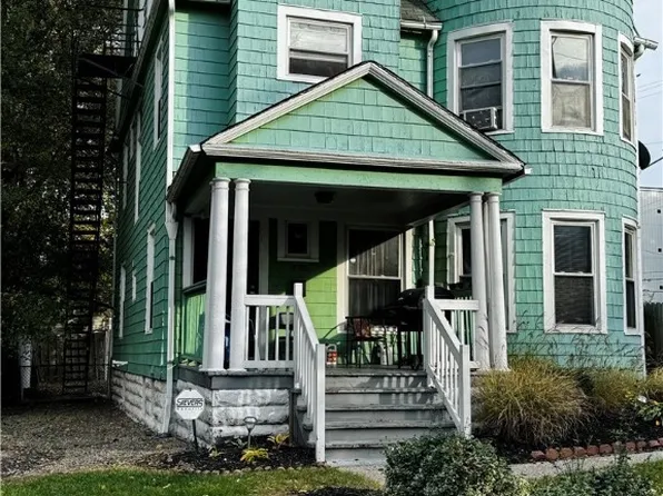 1805 E 93rd St, Cleveland, OH 44106