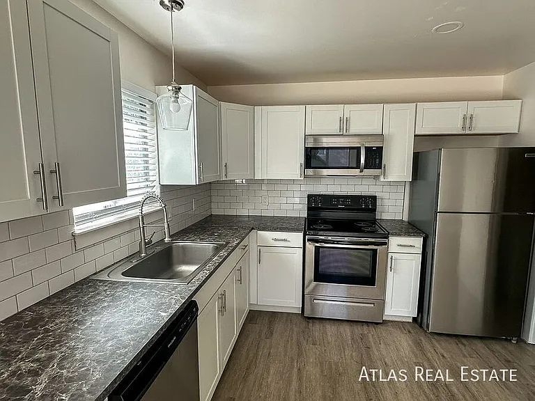 1129 W 650 North St — Photo 23
