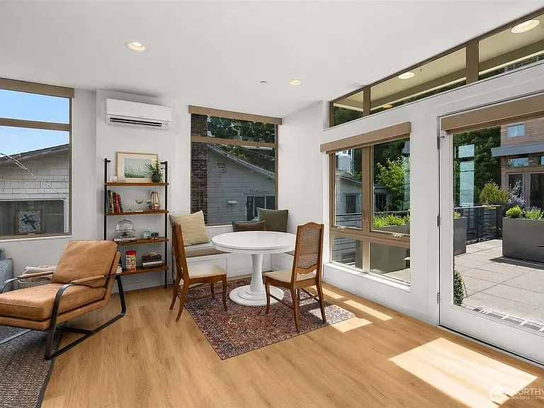 1706 Alki Ave SW — Photo 10