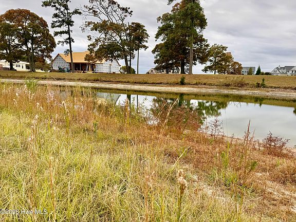 4th image of 112 Mallard Cove Road