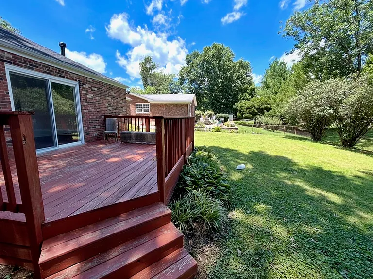 925 Fenley Ave — Photo 29