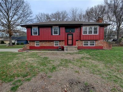 12901 Byars Rd, Grandview, MO, 64030