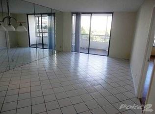 500 NE 3rd St APT 104, Hallandale, FL 33009