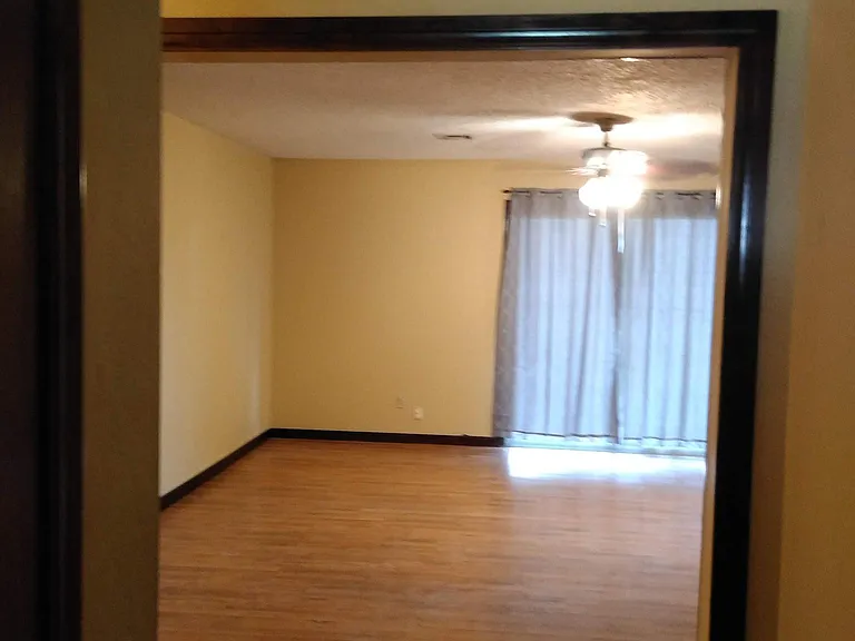 8209 Curtis Ter — Photo 4