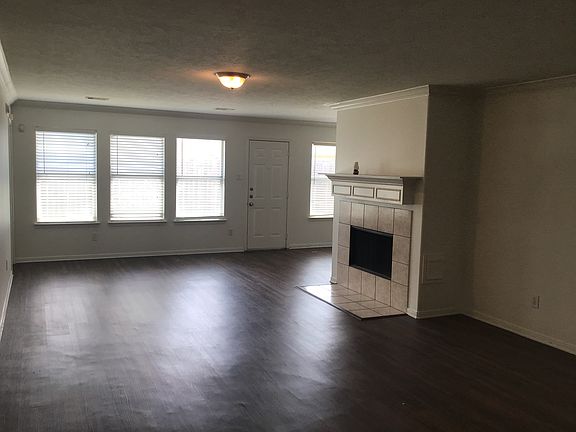 3rd image of 11919 Panay Village Dr