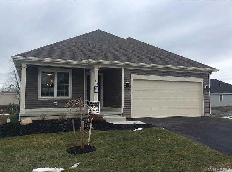 1st image of 33 Blossom Wood Ln