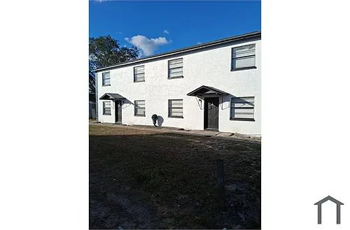 9420 N 50th St Photo 1