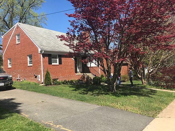 2nd image of 4919 Washington Blvd