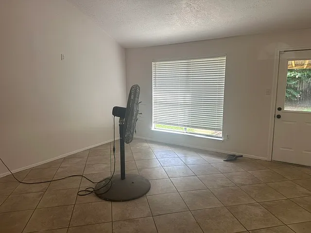20918 Rivershadows Ln — Photo 10