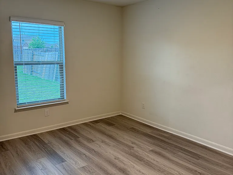 3010 McCoy Rd — Photo 19
