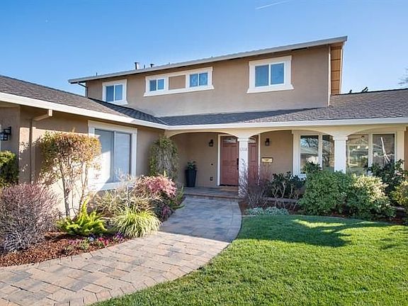 3rd image of 6368 El Paseo Dr