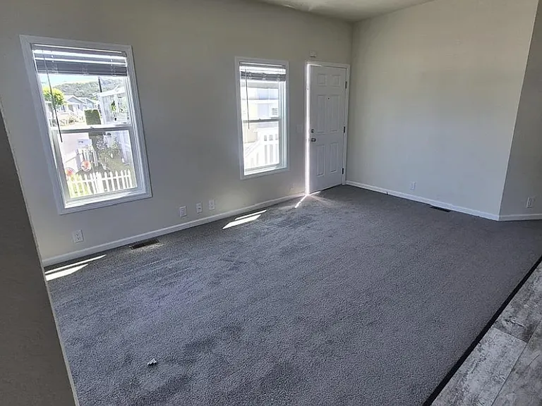 246 Apple Ln — Photo 6