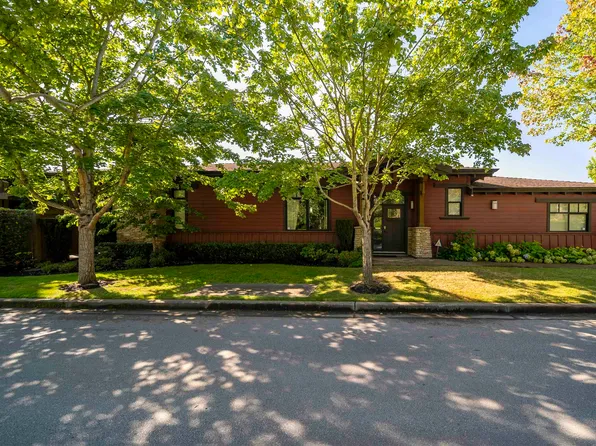 5066 Springs Blvd, Delta, BC V4M 0A7