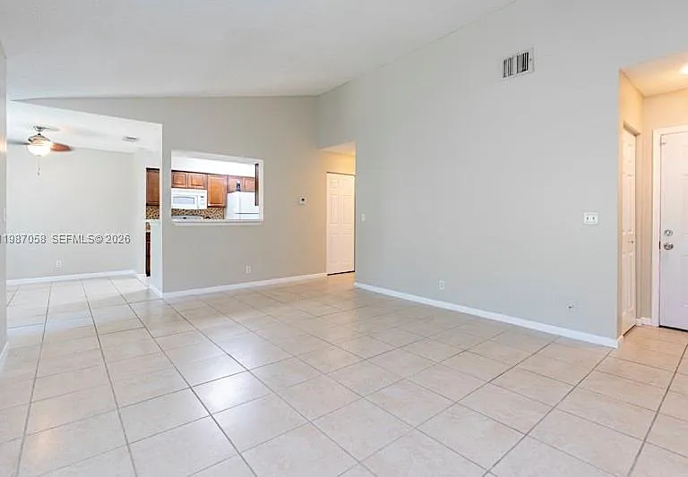 815 W Boynton Beach Blvd #10-205 — Photo 9