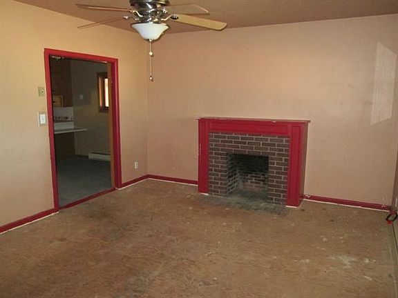 2nd image of 710 Wells Ave