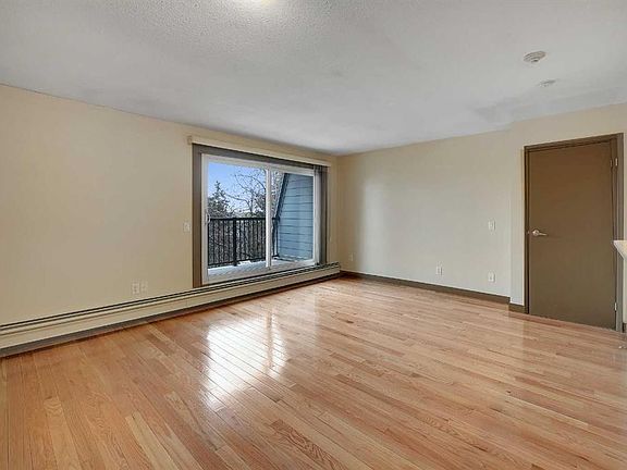 4th image of 27 E Grier Pl NE #5302