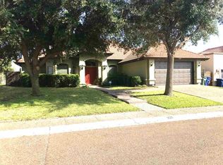 222 Lake Carnegie Ct, Laredo, TX 78041