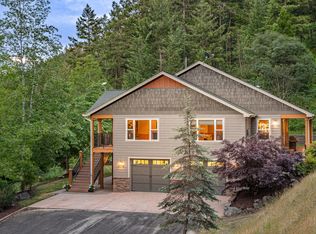 5920 Griffin Creek Rd, Medford, OR 97501