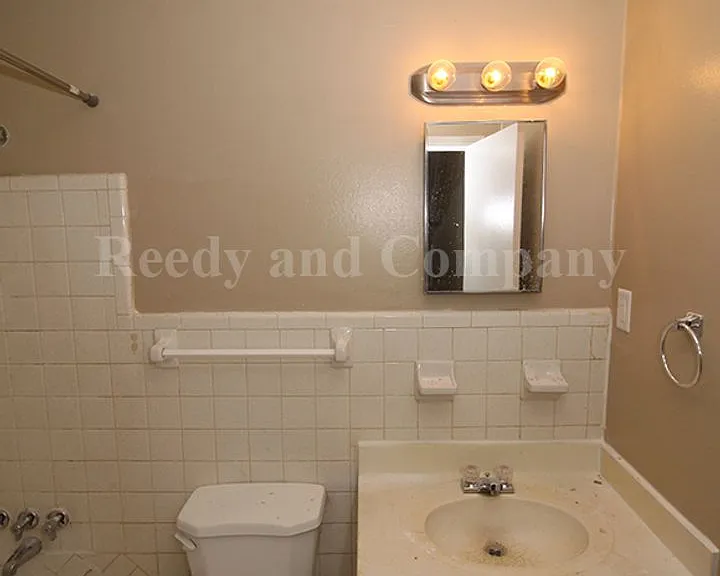 1841 S Perkins Rd — Photo 10