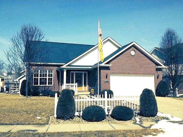 1st image of 955 Olde Station Ct