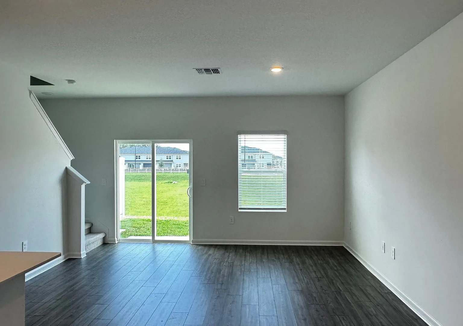 Stunning Brand-New Townhome for Rent in Marion Ranch, Internet, Trash & Lawn Care Included! — Photo 4