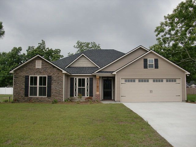 1st image of 2060 Holland Cir