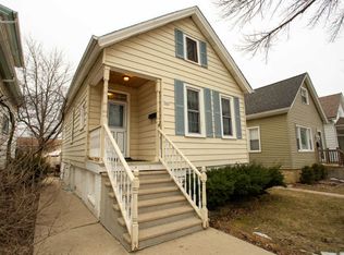 341 E Schiller St, Milwaukee, WI 53207