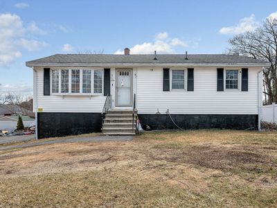 14 New Caster Dr, Lowell, MA, 01854
